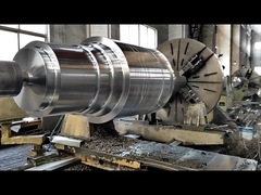 Μεγάλη κατεργασία CNC τόρνου άξονα τσιμέντου άξονα θραυστήρα χαλικιού άξονα ορυχείου άξονα κυλίνδρου ειδικού σχήματος